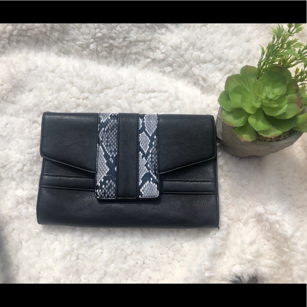 Cute Black Clutch